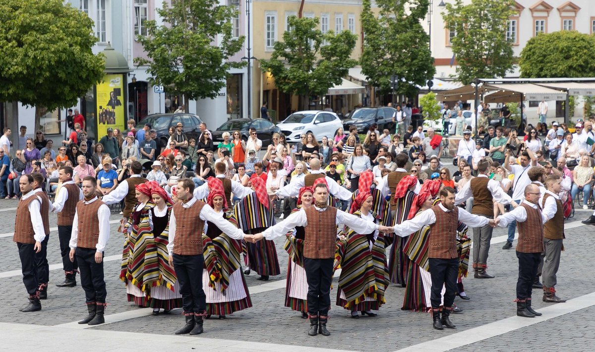 Vilnius dainuoja! Atviri Dainų šventės dalyvių pasidainavimai 