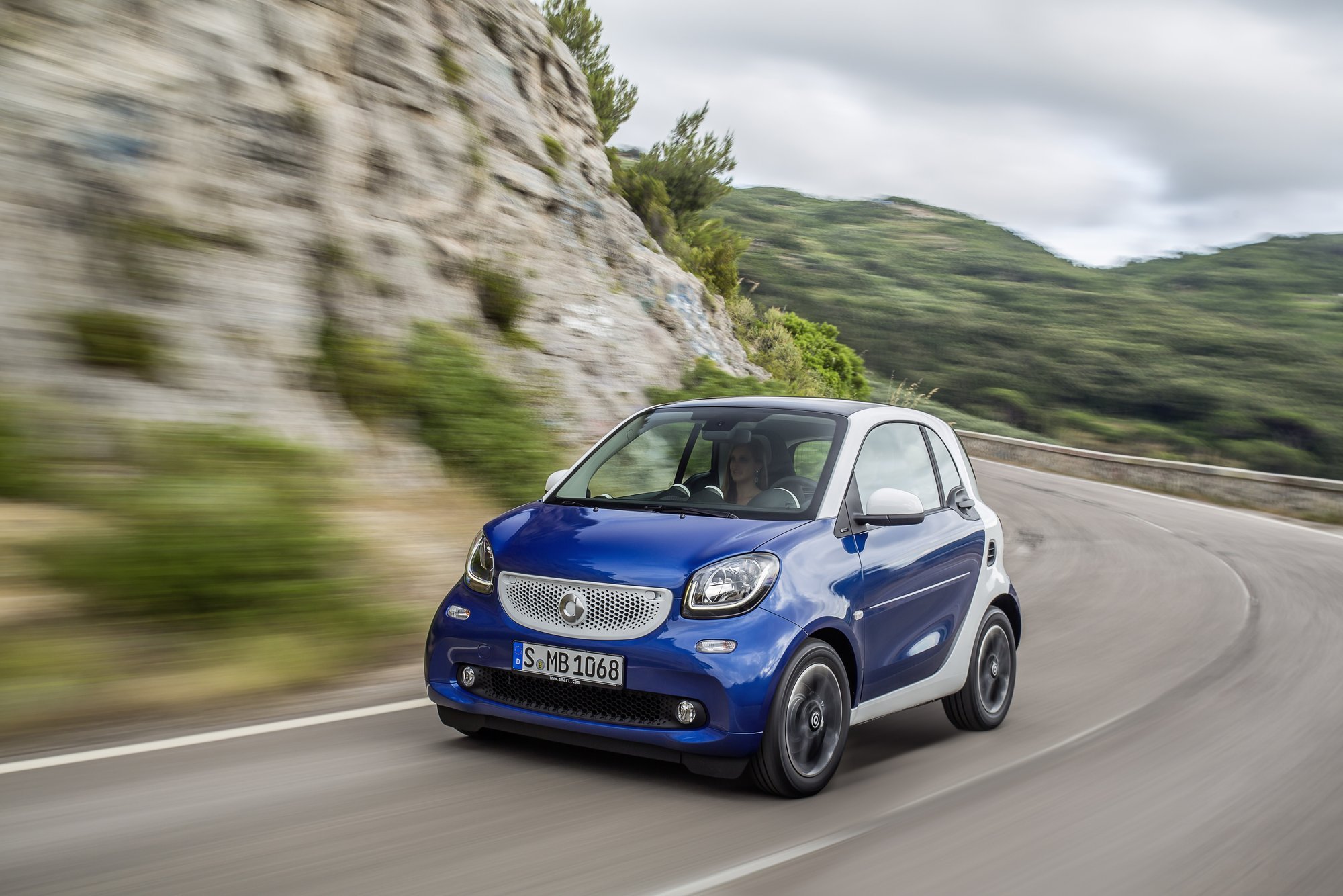 Europiečiams nebepatinka maži automobiliai - Delfi auto
