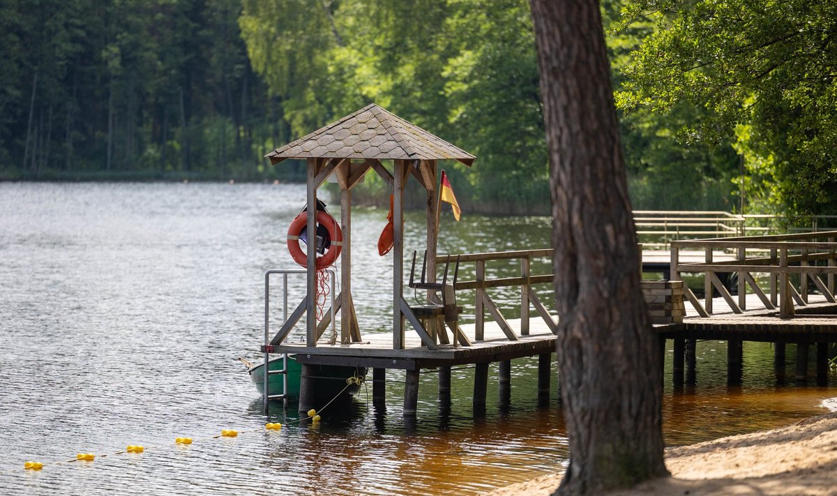 Didelį dėmesį aplinkosaugininkai skyrė poilsiavietėms ypač jautriose vietose gamtoje – saugomose teritorijose ir telkinių pakrantėms