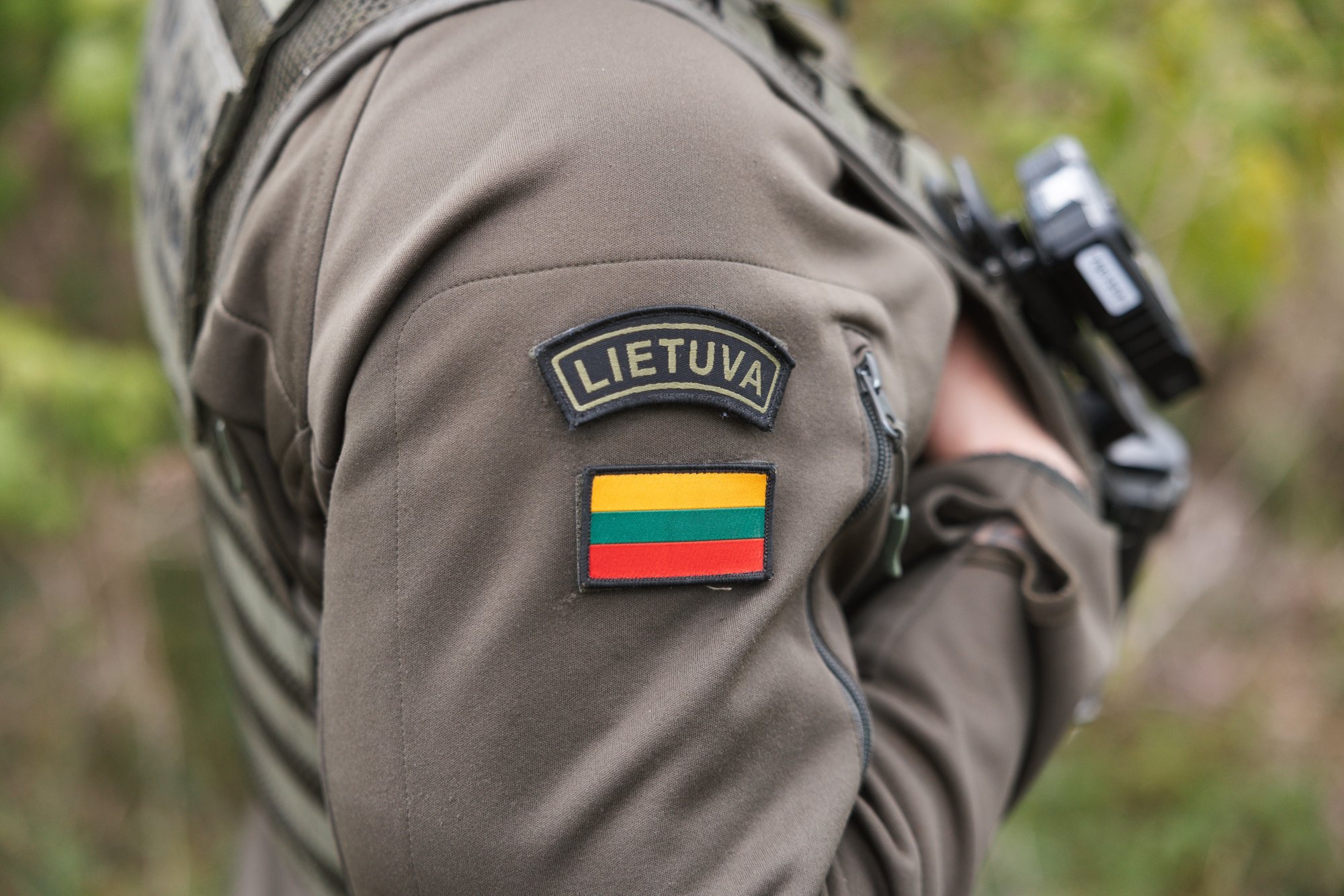After silent incident at border, guards admit they prefer to flee than defend themselves