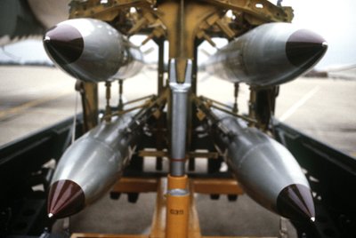 JAV branduolinės bombos B-61