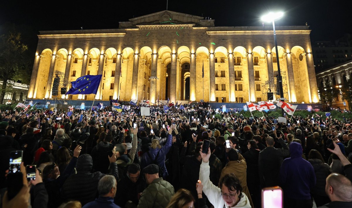 Protestai po rinkimų Sakartvele