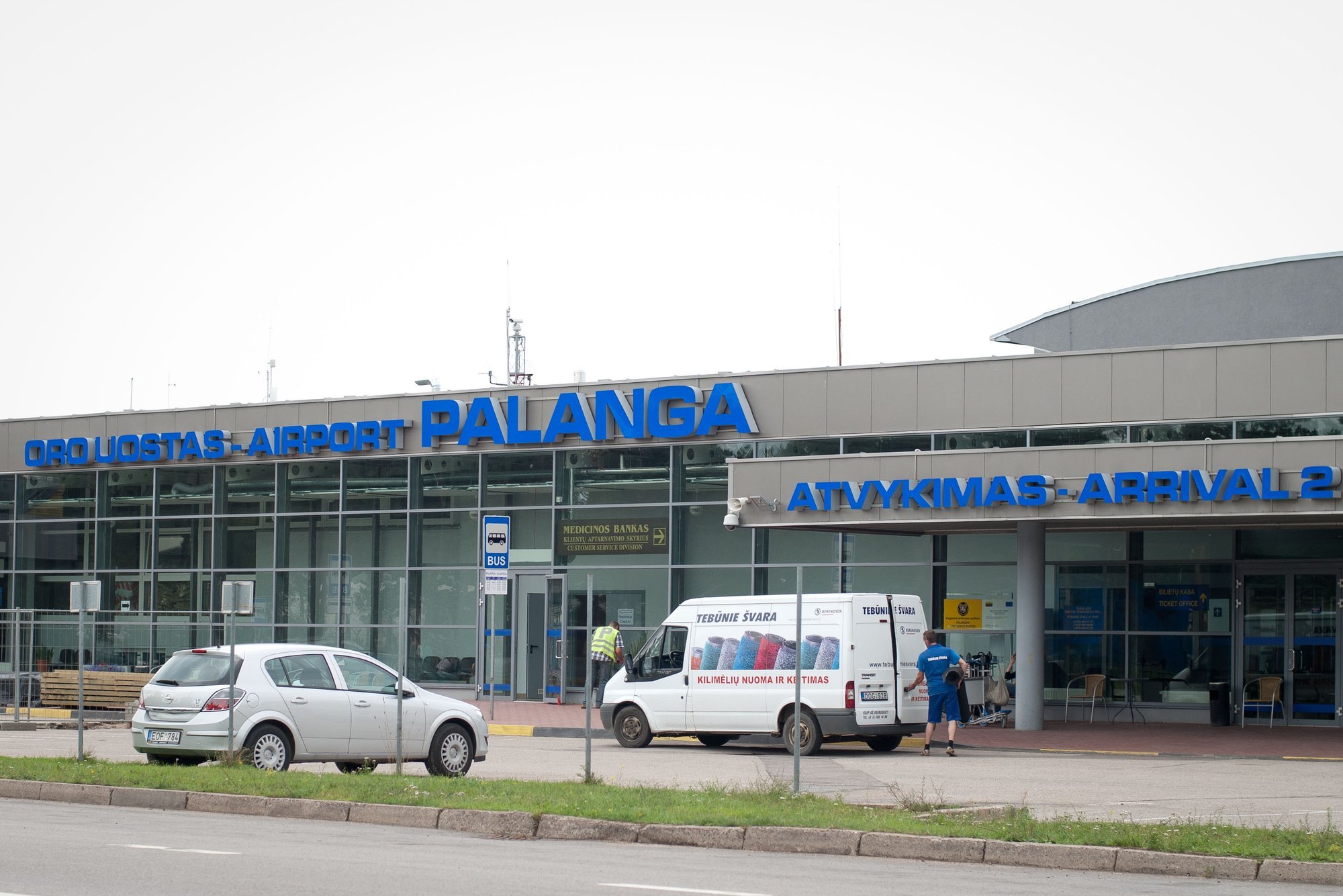 Аэропорт в паланге фото. Oro uostas. Вильнюсский аэропорт 1980 вильнюс. Аэропорт литвы. Oro uostas.