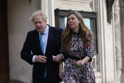 Borisas Johnsonas ir Carrie Symonds 