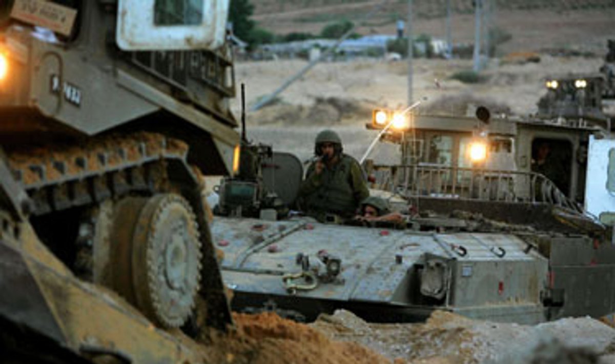 Izraelį pribloškė aukų Gazos paplūdimyje vaizdai - Delfi