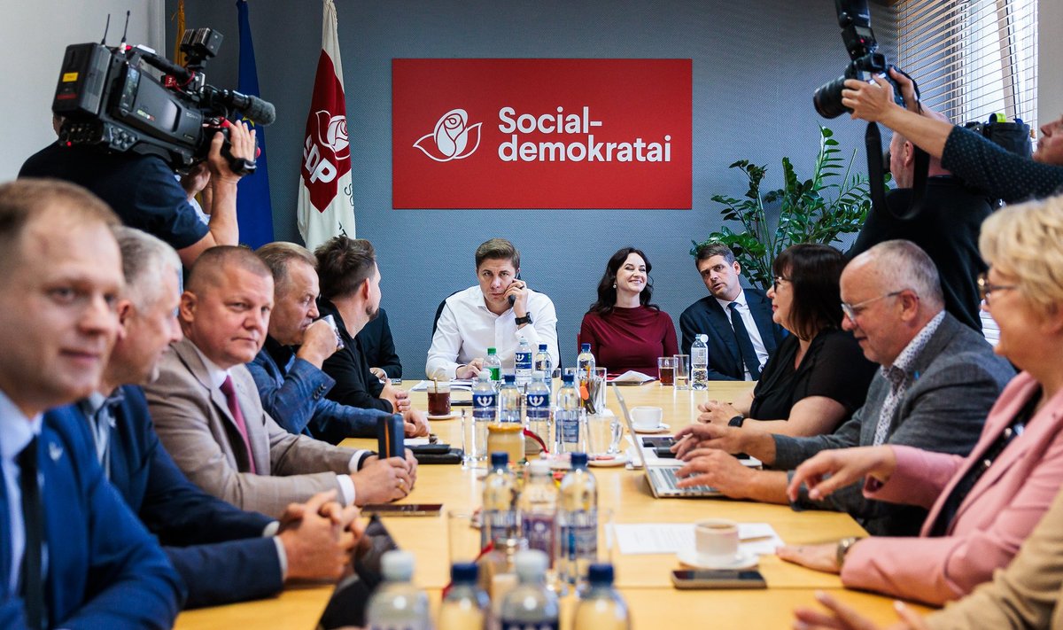 Koalicinėje sutartyje pasidalintos ministerijos: LSDP gavo 9 ...