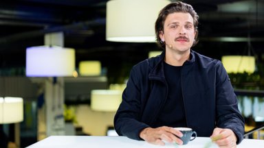 Spektaklio „Chroma“ režisierius Naubertas Jasinskas: nereaguodami mes atidarome Pandoros skrynią