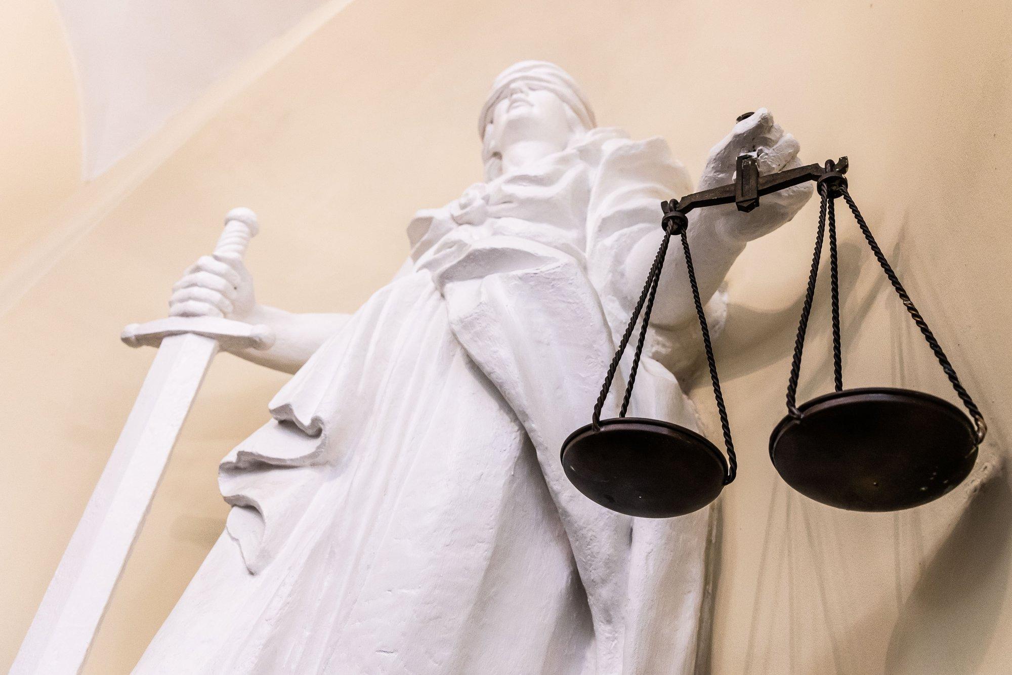Former PM's advisor faces lawsuit over alleged unjust enrichment