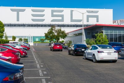 „Tesla“