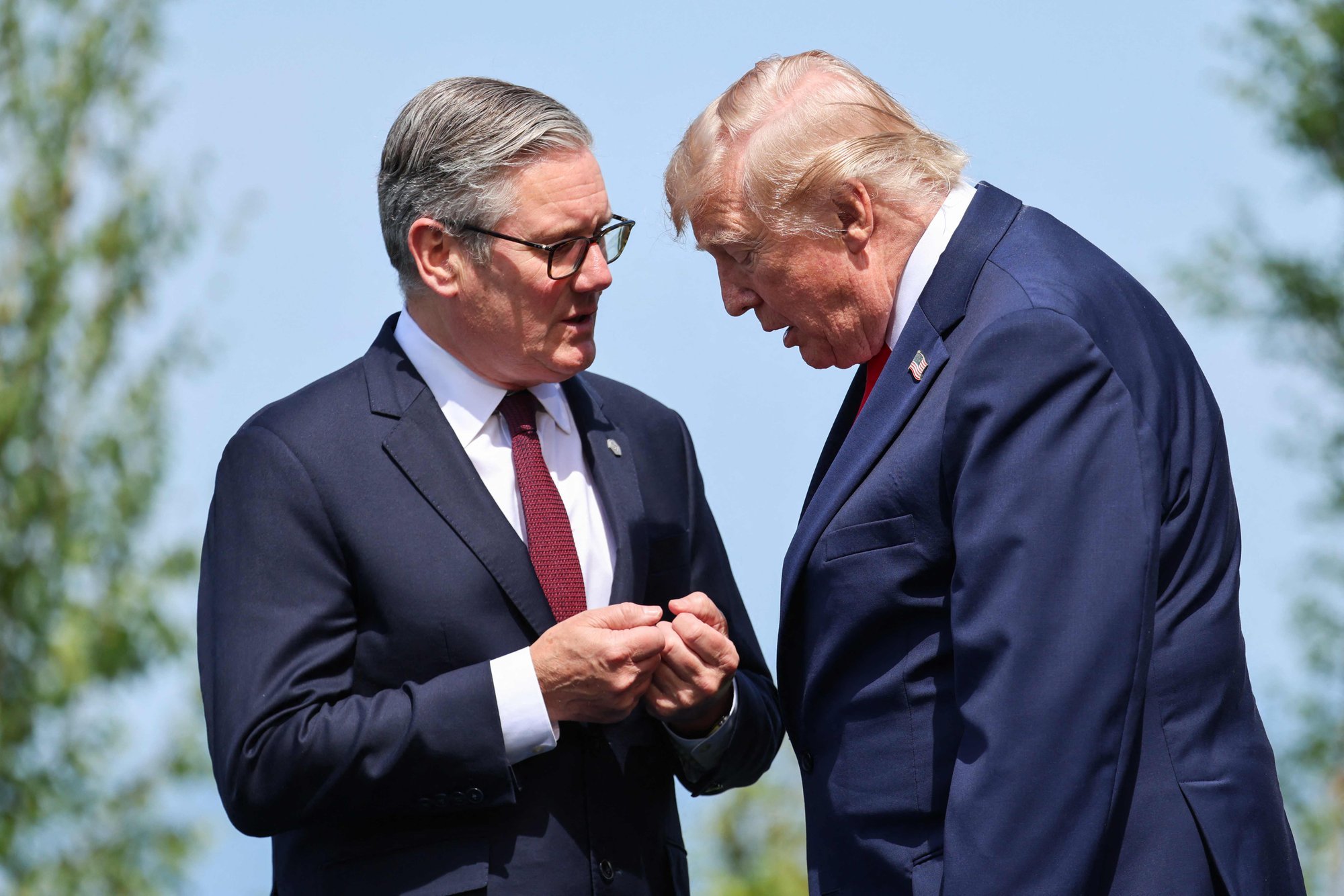 Trump predicts Starmer resignation over energy, immigration