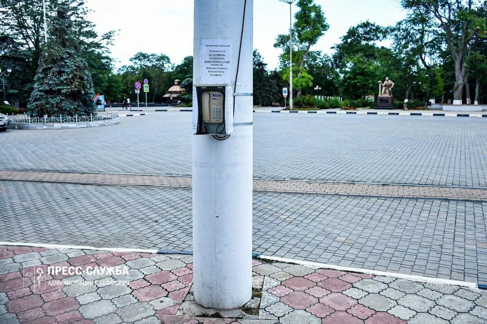 Payphones reappear in occupied Crimea amid infrastructure concerns