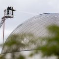 Vilniaus centre pastebėti dūmai – prie prekybos centro CUP degė planetariumo stogas
