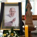President and first lady honoured memory of Pope