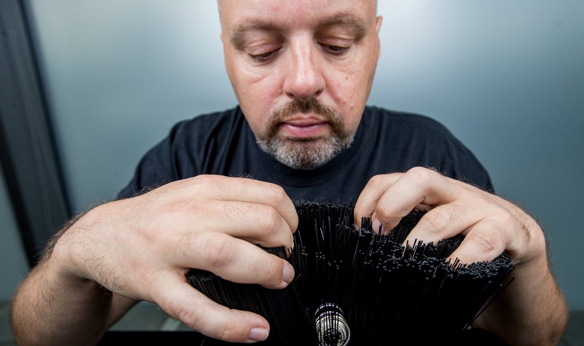 Užkalnis. Kvepalai nešvankiems tikslams: sekso gal ir nebus, bet ...