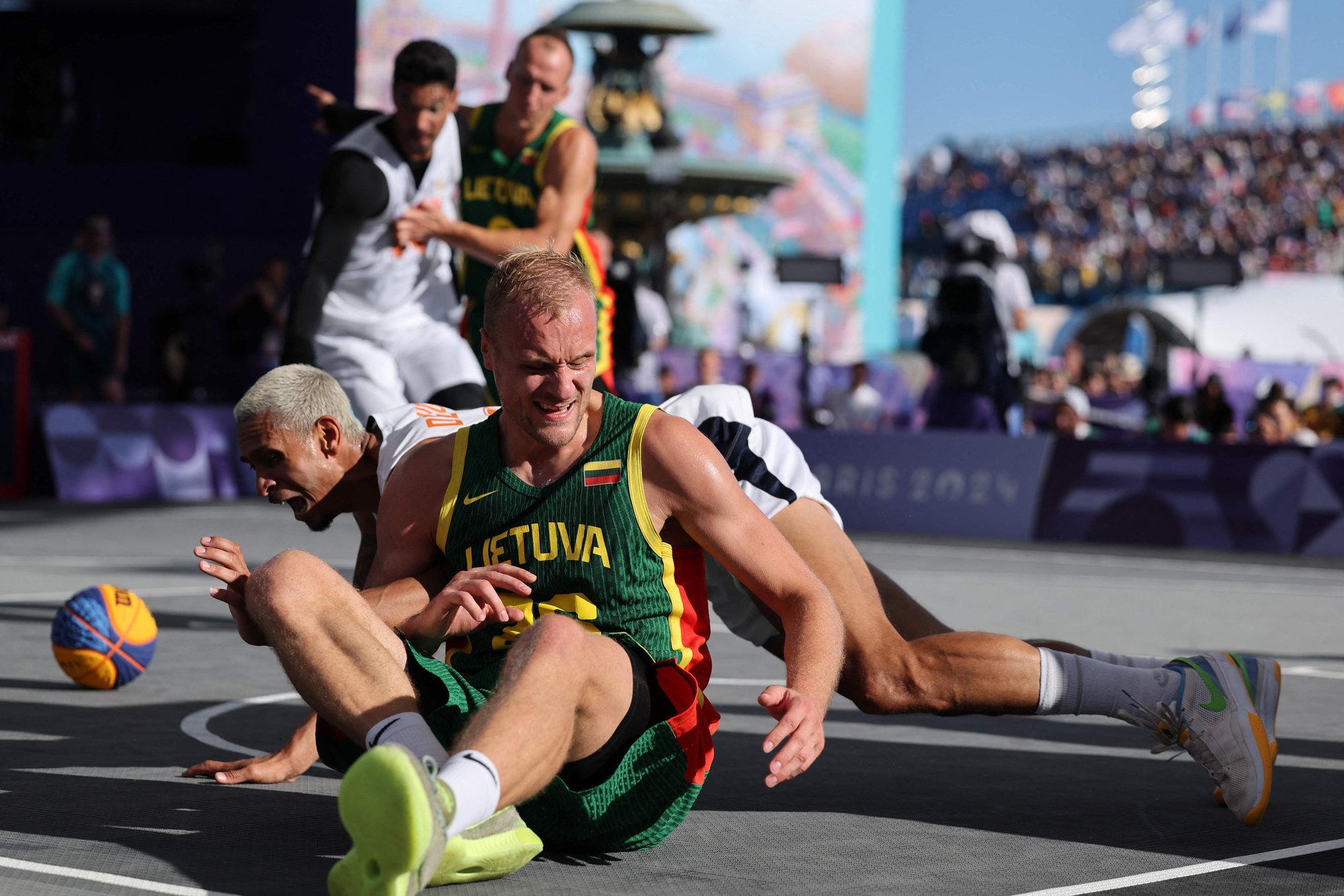 No options: Lithuania's three-cushion team, unable to match Latvians, falls in EC quarterfinals