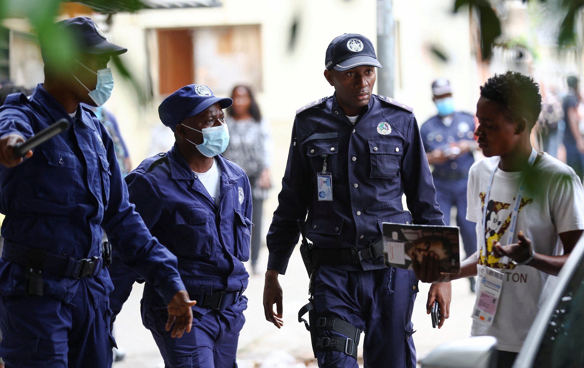 Two Russians jailed up to 11 years in Angola after deadly riots
