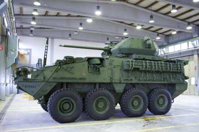 Šarvuotis "Stryker" su 30mm pabūklu