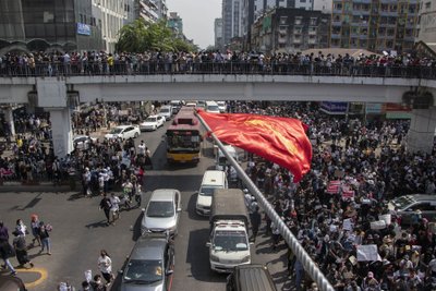 Protestai prieš perversmą Mianmare 