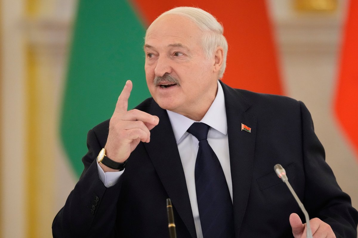 Lukashenko claims that Belarus will release Lithuanian trucks