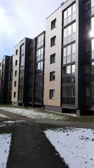 Renovuotas daugiabutis Vilniaus g. 2, Telšiai