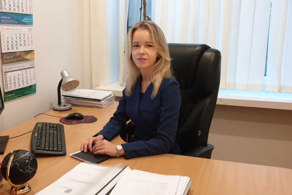 Erotik foto shablon Oq xona porno