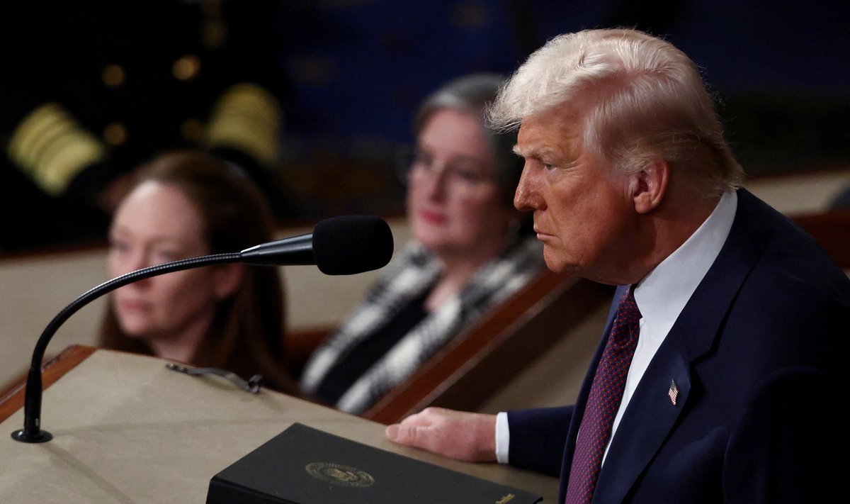 Trumpas: tarifai įneš „šiokių-tokių trikdžių“ į JAV ekonomiką