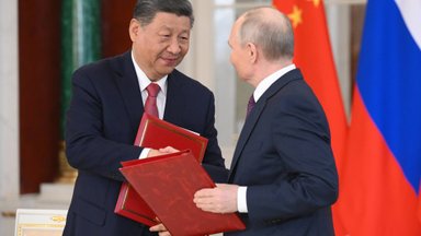 Analitikė: Xi Jinpingas vaikšto labai plona linija