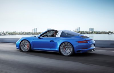 "Porsche 911 Targa 4"