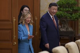 „Bloomberg“: Xi Jinpingas Georgią Meloni šiltai priėmė ne veltui