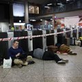 Po masinio elektros dingimo – pamoka ispanams: reikia žvakių, grynųjų ir radijo imtuvų