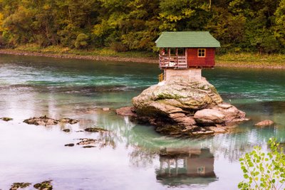 Namas Drina upėje