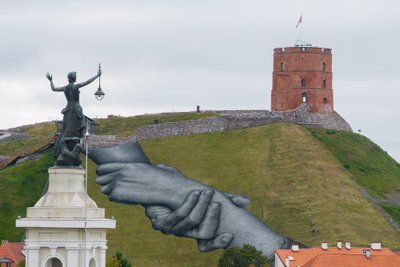 Menininko SAYPE freska ant Gedimino kalno