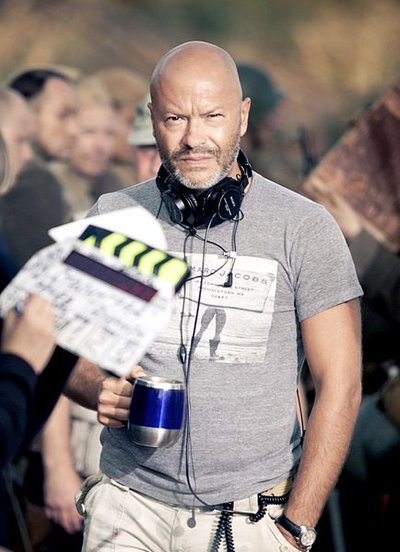 File source: http://commons.wikimedia.org/wiki/File:Fedor_Bondarchuk_Filming.jpg