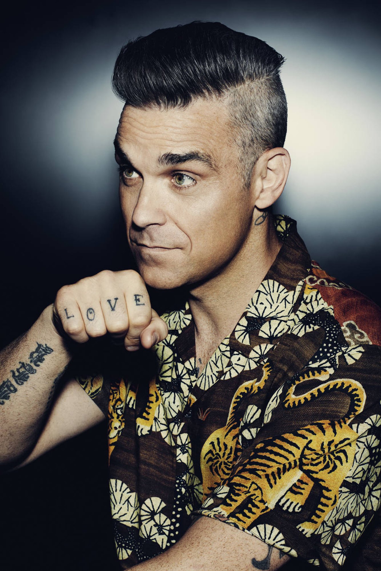 R. Williamsas išleido naują singlą „Love My Life“ - Delfi veidai