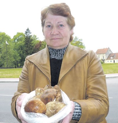 Rinko šiukšlės - rado grybų/ Stasio Bielskio nuotr.