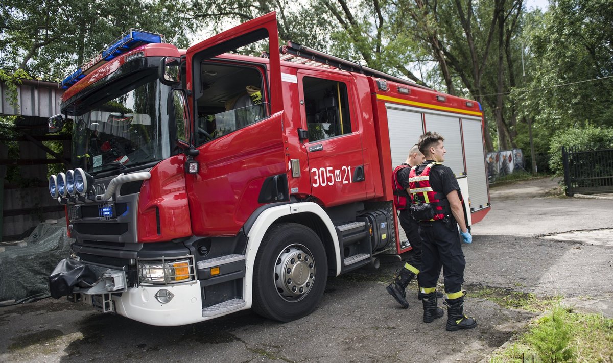 Degalų perkrovimo terminale Lenkijo kilo gaisras