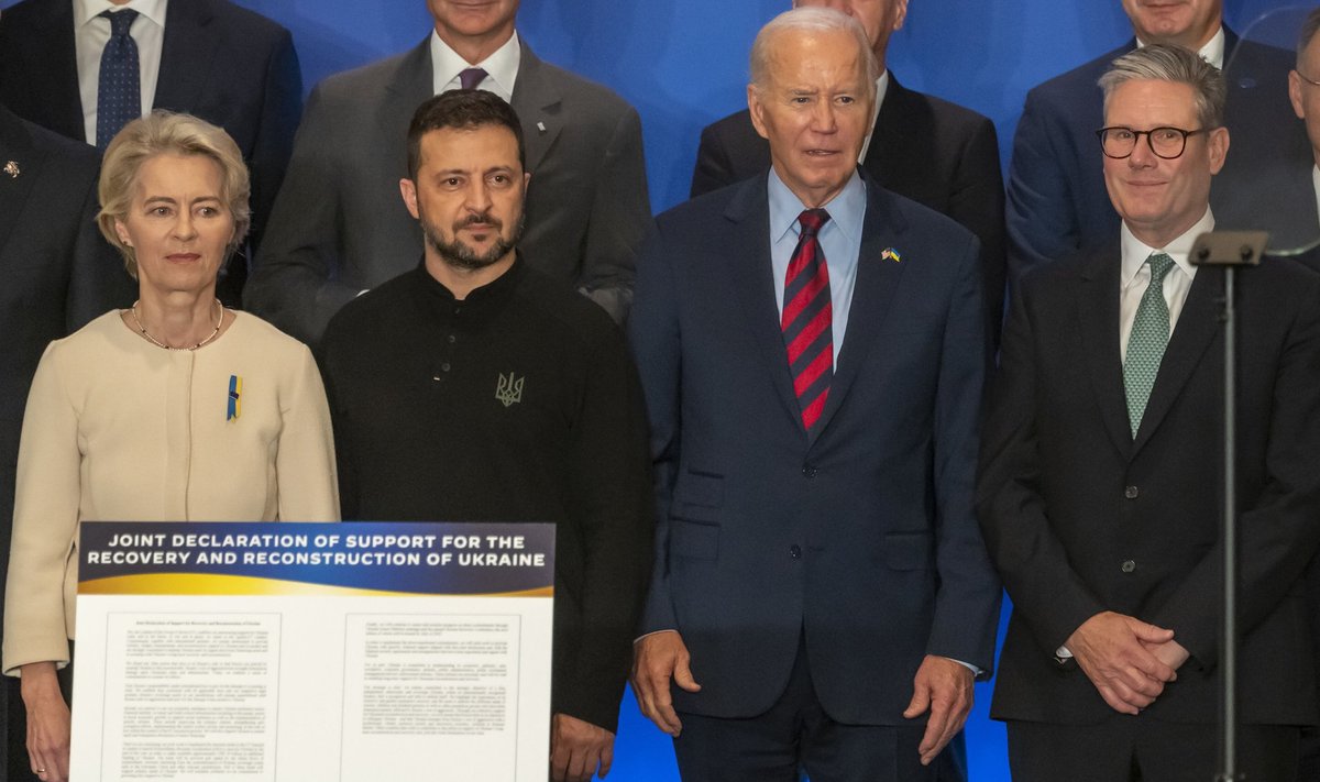 Bidenas paskelbė apie 8 mlrd. dolerių karinę paramą Ukrainai