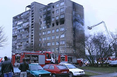 Gaisras Žirmūnų g. daugiabutyje 2007 m. kovo 11 d.