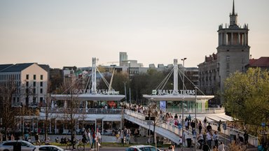 Kas yra žmonės, stovintys pirmose eilėse ištikus krizei? Išgirdę klausimą apie naudą, turi aiškų atsakymą