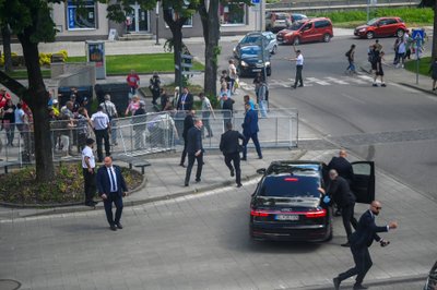 На премьер-министра Словакии Фицо совершено покушение  