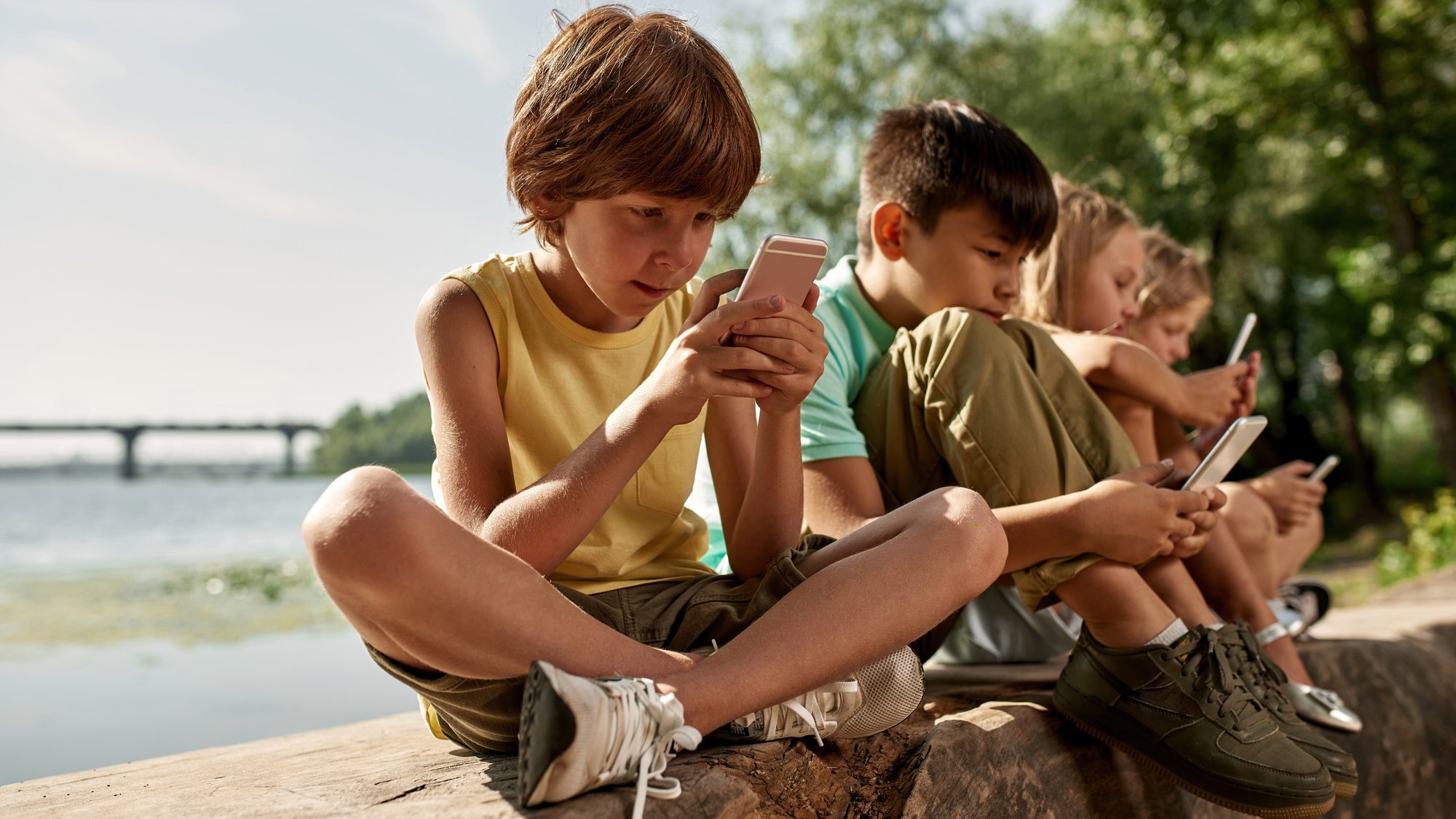 Summer screen time rises for children, but experts urge focus on content value