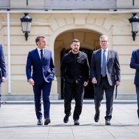 Jei Rusija atmes paliaubų pasiūlymą, Vakarai ketina jai taikyti dar griežtesnes sankcijas nei iki šiol