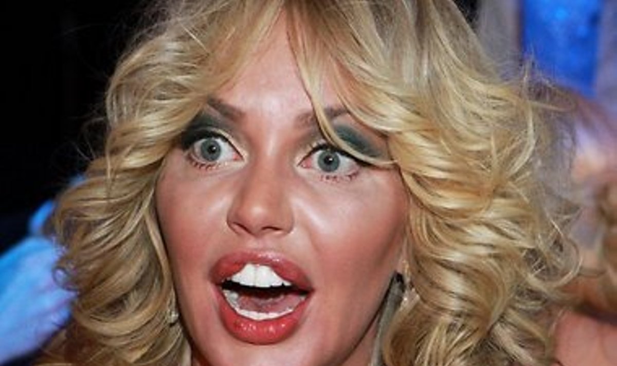 Маша Малиновскаямен жыныстық қатынас Маша Малиновскаямен жыныстық қатынас