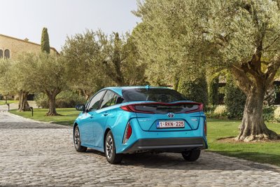 "Toyota Prius Plug-in Hybrid"