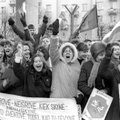 1990-ųjų blokada Lietuvoje: odekolonas vestuvėms, o šiukšles deginkim mieste!