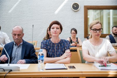 Monika Garbačiauskaitė-Budrienė (centre)