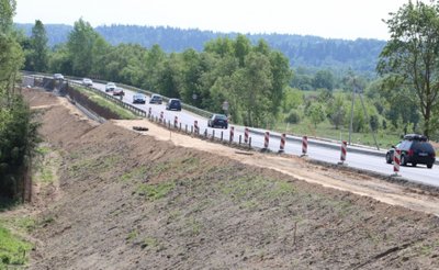 Tiesiama dviračių tako atkarpa ties Raudondvariu