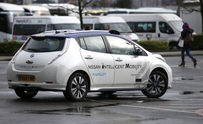 Pirmą kartą į Europos gatves išvažiavo autonominis „Nissan“ automobilis