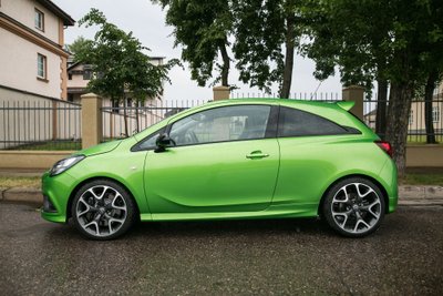 „Opel Corsa OPC“ - maža galios raketa