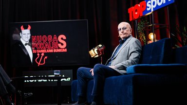 Nuogas pokalbis. Arūnas Valinskas apie azartą gyventi ir mažai kam žinomą jo žmonos paslaptį